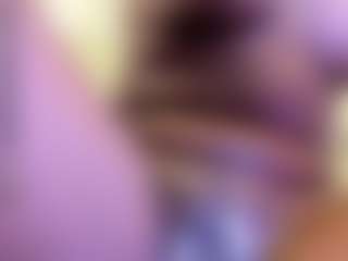 IrisHerrera's Live Sex Cam Show