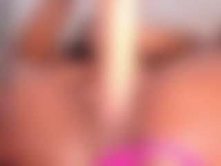 IrisHerrera's Live Sex Cam Show