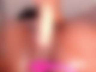 IrisHerrera's Live Sex Cam Show