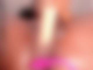 IrisHerrera's Live Sex Cam Show