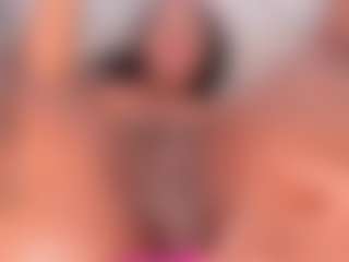 IrisHerrera's Live Sex Cam Show