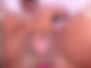 IrisHerrera's Live Sex Cam Show