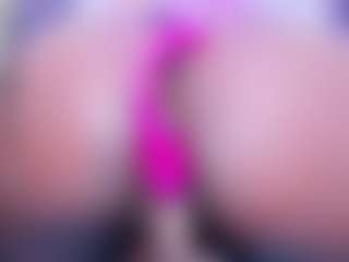 IrisHerrera's Live Sex Cam Show