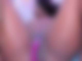 IrisHerrera's Live Sex Cam Show