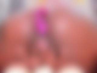 IrisHerrera's Live Sex Cam Show