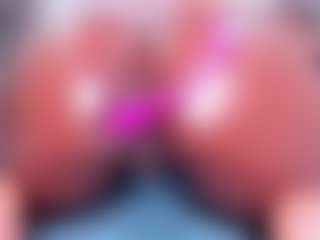 IrisHerrera's Live Sex Cam Show