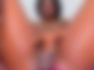 IrisHerrera's Live Sex Cam Show