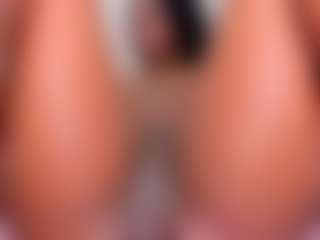 IrisHerrera's Live Sex Cam Show