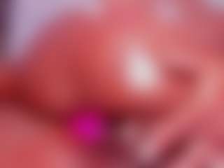 Live cam show with IrisHerrera - Ebony College on Hubzter Live