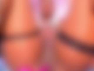 IrisHerrera's Live Sex Cam Show