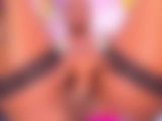 IrisHerrera's Live Sex Cam Show