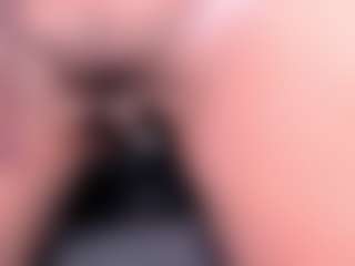 Live cam show with IrisHerrera - Blowjob on Hubzter Live