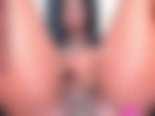 Spettacolo in cam dal vivo con IrisHerrera - College su Camsoda