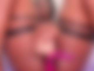 IrisHerrera's Live Sex Cam Show