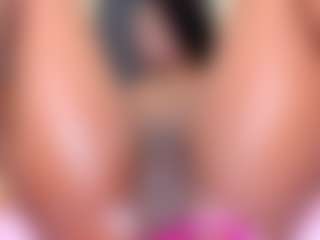 Live cam show with IrisHerrera - College Teen (18+) on SpankPalCams