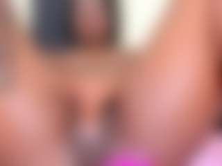 IrisHerrera's Live Sex Cam Show