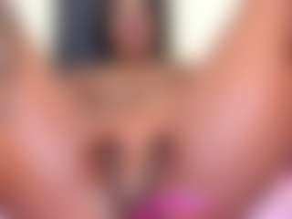 IrisHerrera's Live Sex Cam Show