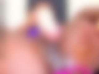 IrisHerrera's Live Sex Cam Show