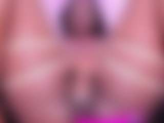 Live cam show with IrisHerrera - Ebony Big Ass on Camsoda