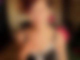 Leylla13's Live Sex Cam Show