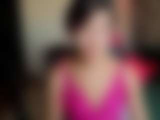 Leylla13's Live Sex Cam Show