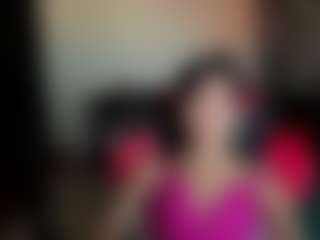 Leylla13's Live Sex Cam Show