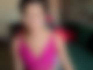 Leylla13's Live Sex Cam Show