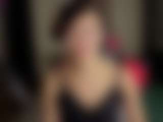 Leylla13's Live Sex Cam Show