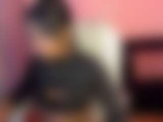 Live cam show with miiyaaco-ds - Facial on Camming Site