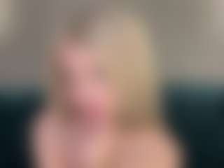 Live cam show with StacieGatley - Ass Bouncing on Sweet Sext
