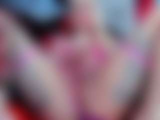 body-fox19's Live Sex Cam Show