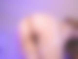 Live cam show with GeorgeannMedina - Body Massage on Camiplay Live