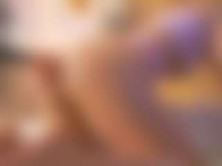 Live cam show with GeorgeannMedina - Lesbian on Fapmatic.com