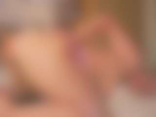 Live cam show with GeorgeannMedina - Control on Chatstar