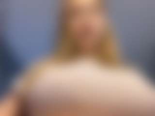 Live cam show with Stasy - Tittyfuck on liverealitysex.com