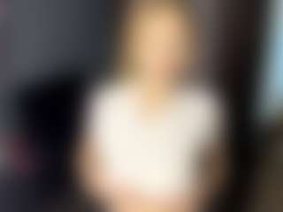 Live cam show with Stasy - Blonde Hair MILF on Dare Cams