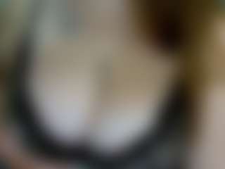 Leilabeayte24's Live Sex Cam Show