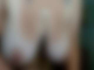 Leilabeayte24's Live Sex Cam Show