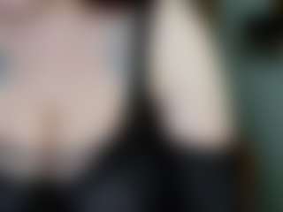 Leilabeayte24's Live Sex Cam Show