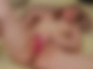 Live cam show with GoodWid - Athletic White on StripNow | united states