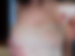 Live cam show with GoodWid - Tease Brown Hair on livesexfox.com