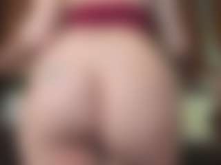 Hot-Caramells's Live Sex Cam Show