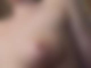 Hot-Caramells's Live Sex Cam Show