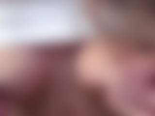 Hot-Caramells's Live Sex Cam Show