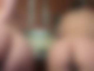 Hot-Caramells's Live Sex Cam Show