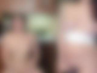 Live cam show with Hot-Caramells - Wet on friskycurves.com