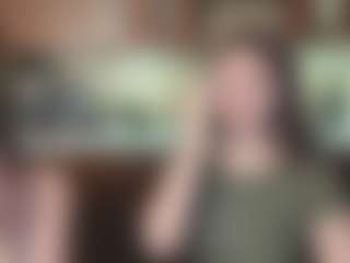 Live cam show with Hot-Caramells - Skinny on Stripli.com