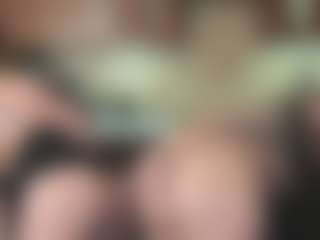 Live cam show with Hot-Caramells - Gamer Athletic on TottyGirls
