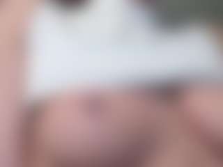 Hot-Caramells's Live Sex Cam Show