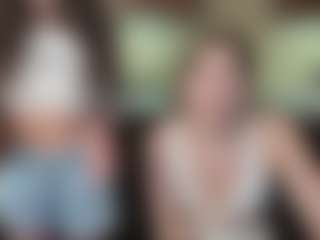 Live cam show with Hot-Caramells - Brown Hair on Soda Cam